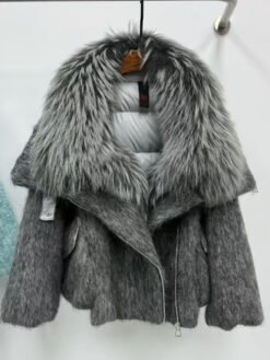 Womens Down Jacket With A Luxurious Cashmere Fur And Raccoon-Fur Collar - Dark Gray, XL