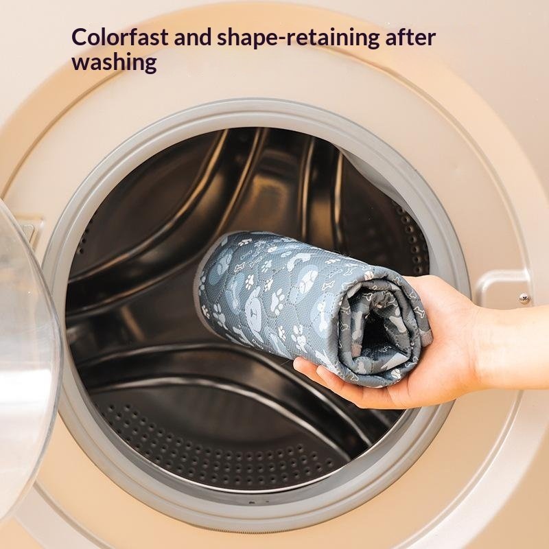 Breathable Absorbent Dog Training Pads Are Machine-washable Non-slip And Designed To Prevent Accidents - Image 9