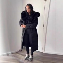 Womens Stylish Warm Coat With A Fur Collar - Black Fur Collar, L