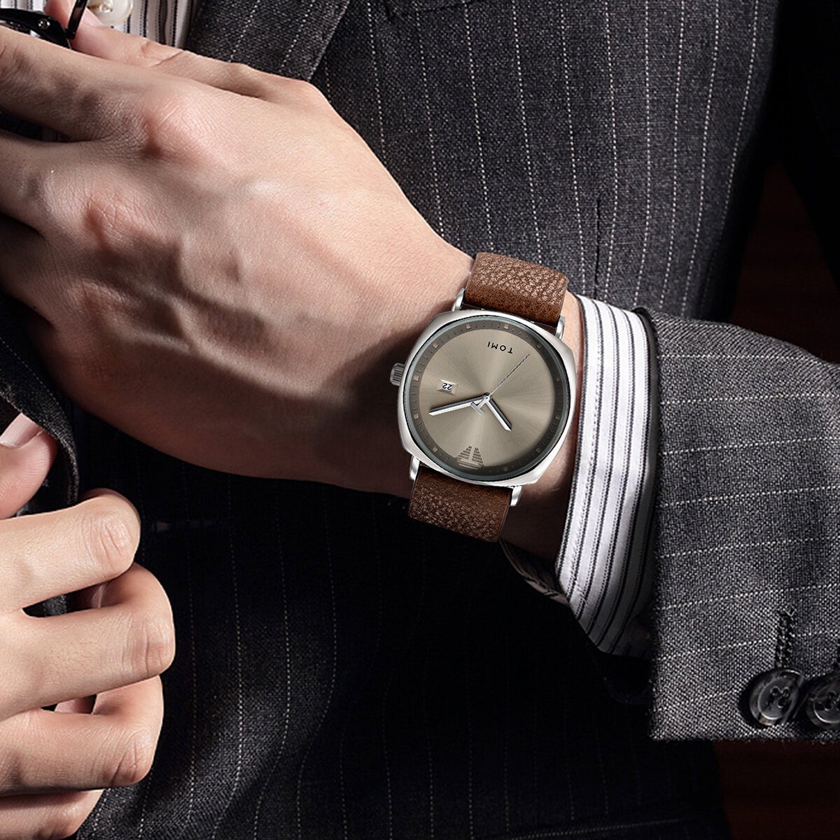 tomi men's watch minimalist fashion sports watch calendar leather casual quartz watch tomi men's watch minimalist fashion sports watch calendar leather casual quartz watch